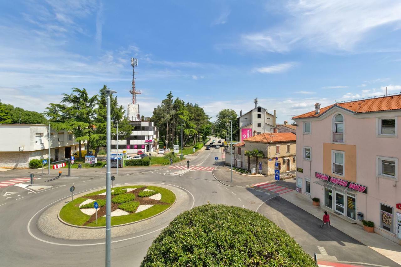 City Center Blue Dream Umag Exterior foto
